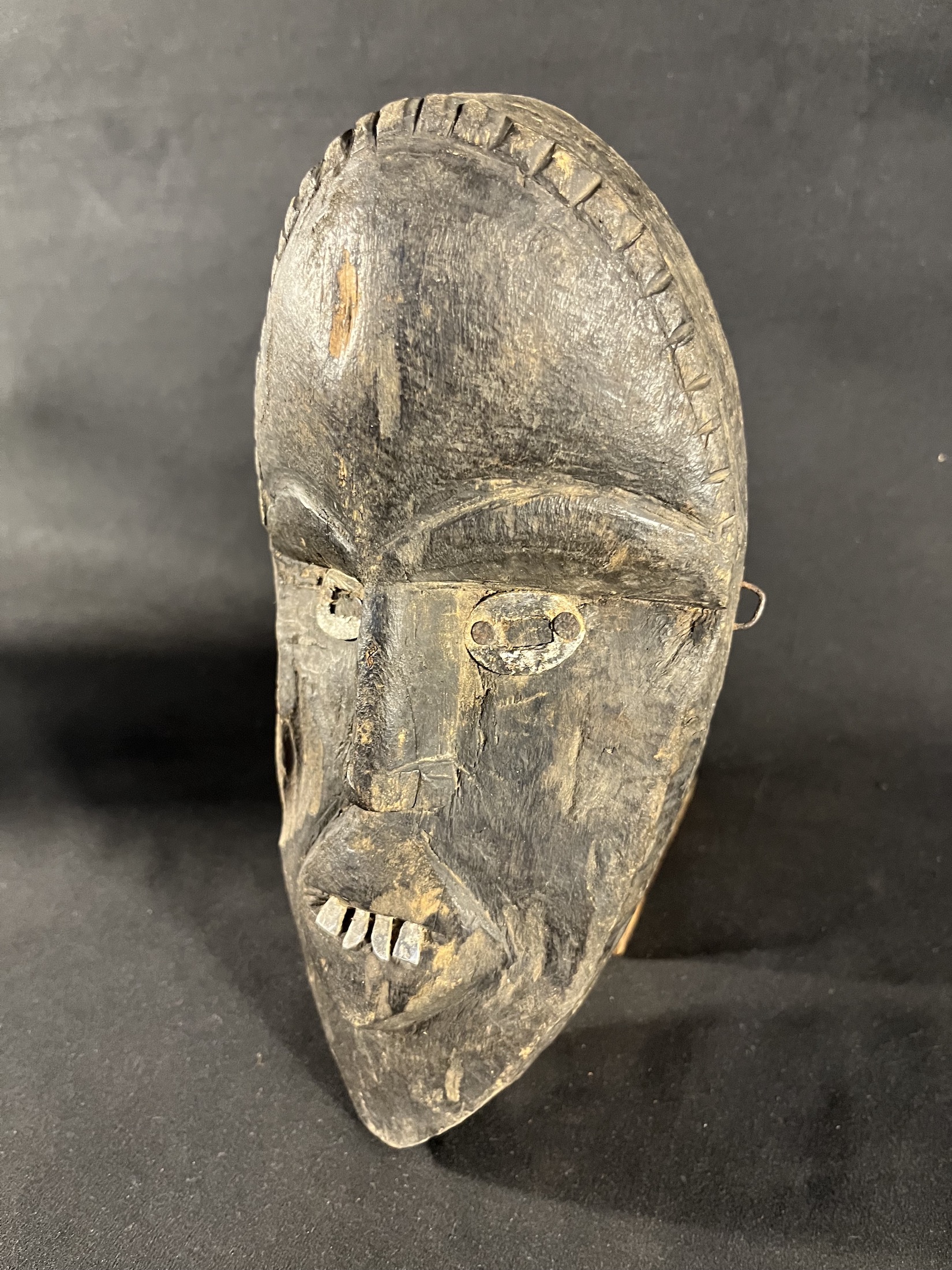 Photo 2 — Masque cérémonial — Toma / Loma, Guinée — Art tribal Africain