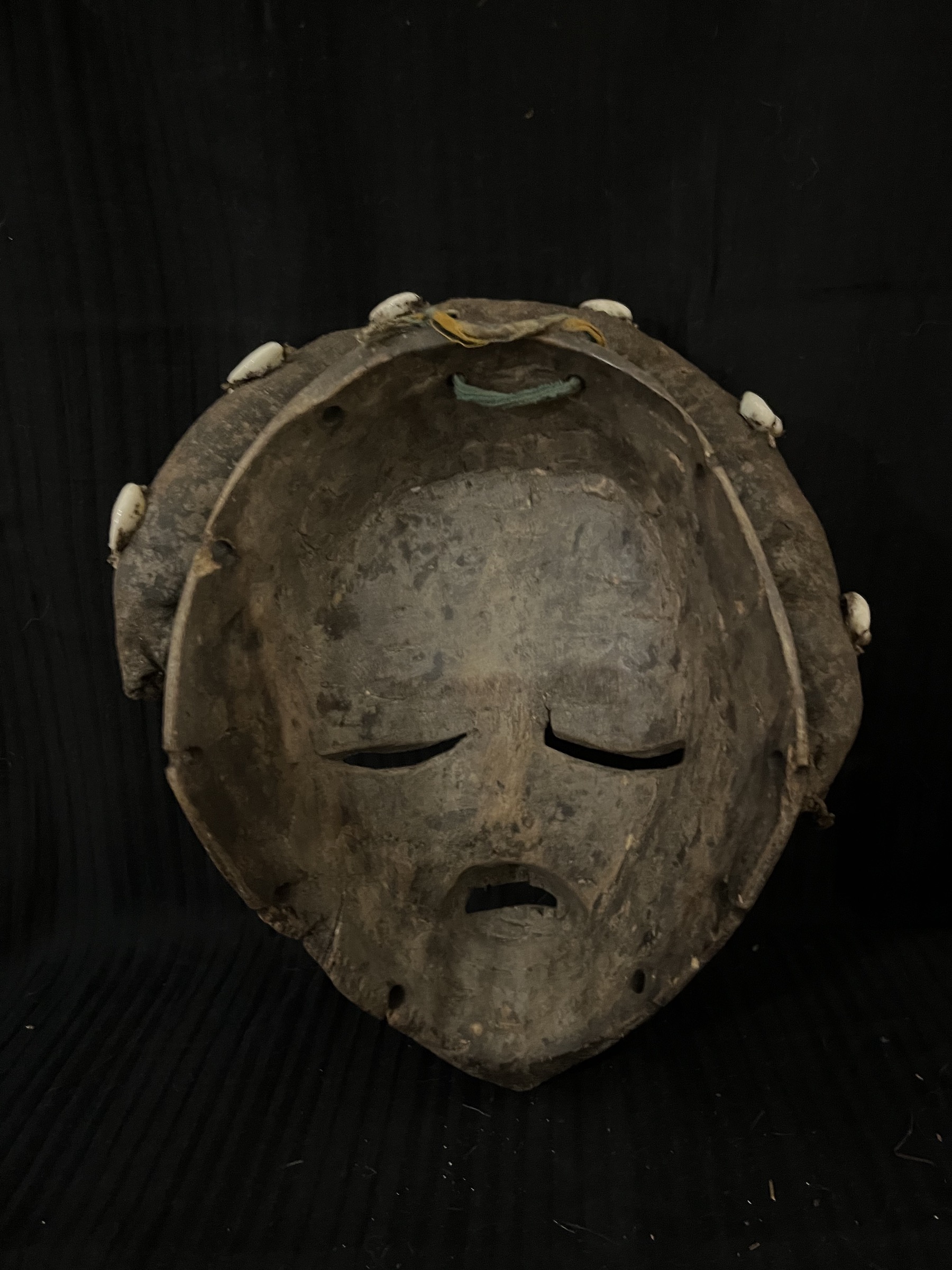 Photo 4 — Masque DEANGLE DAN — Dan, Côte d’Ivoire — Art tribal Africain