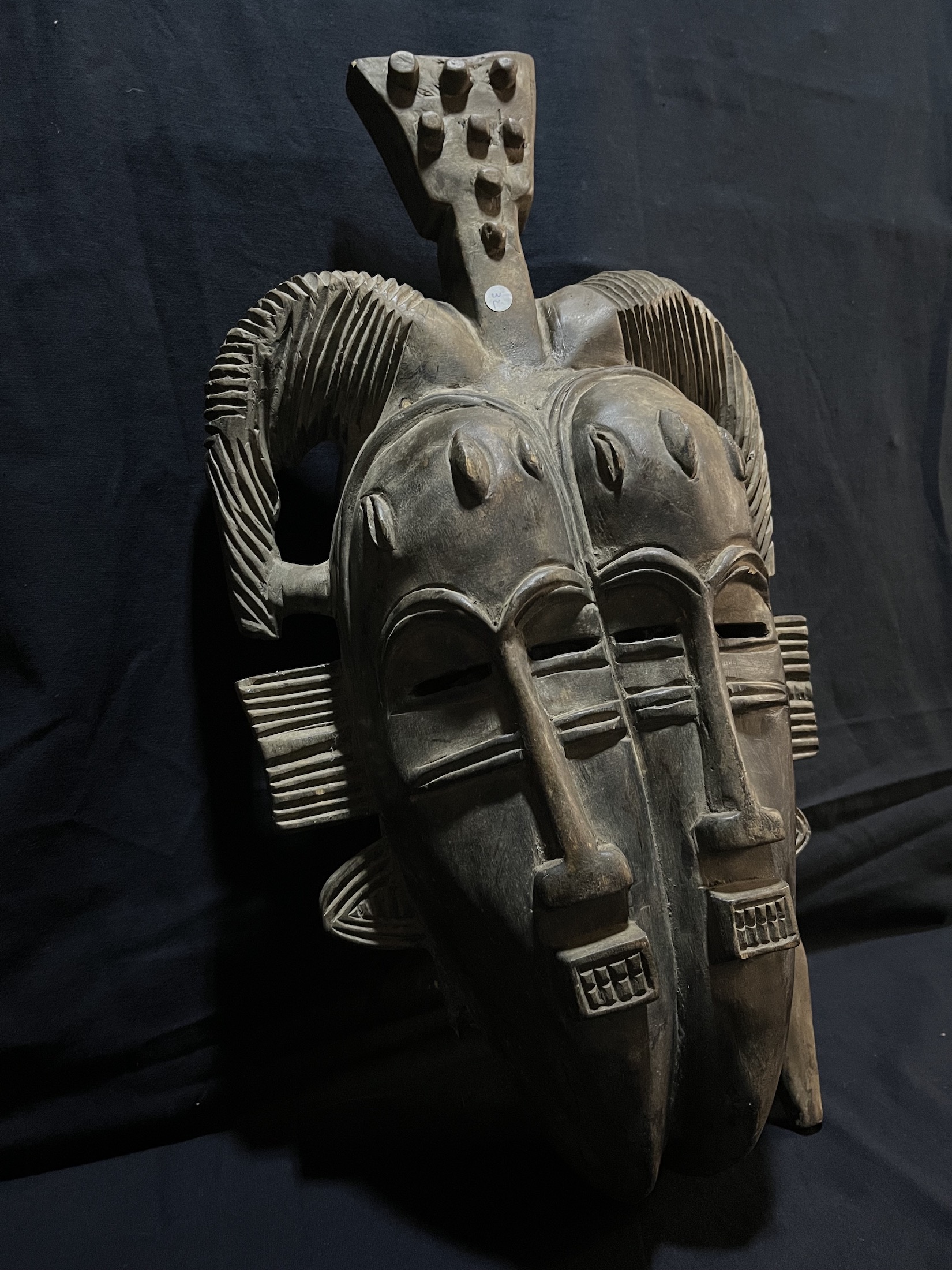 Photo 2 — Masque Kpelié Sénoufo — Sénoufo, Côte d’Ivoire — Art tribal Africain