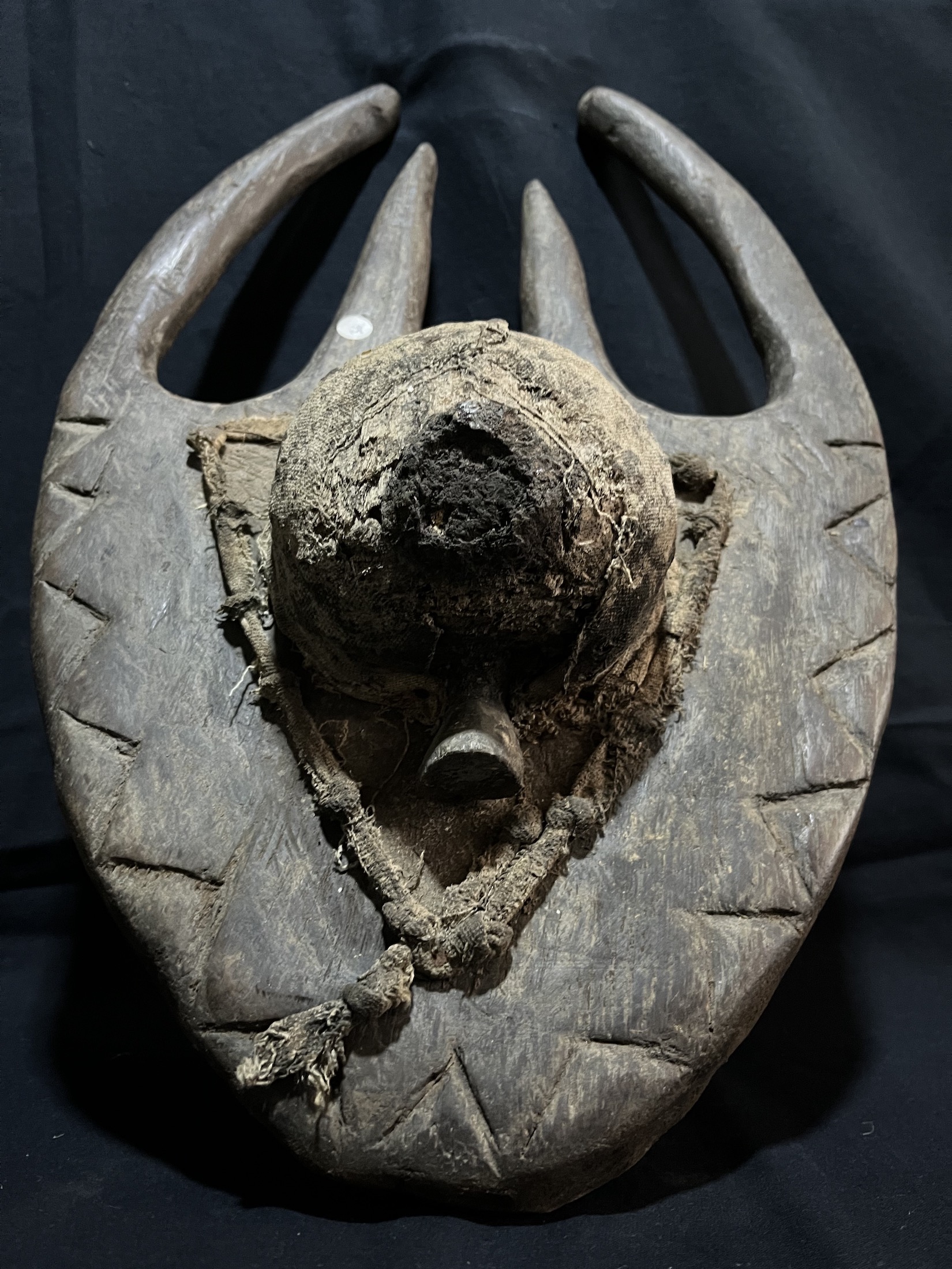 Photo 3 — Masque Koranko_Gardien du Sacré — Koranko, Guinée — Art tribal Africain