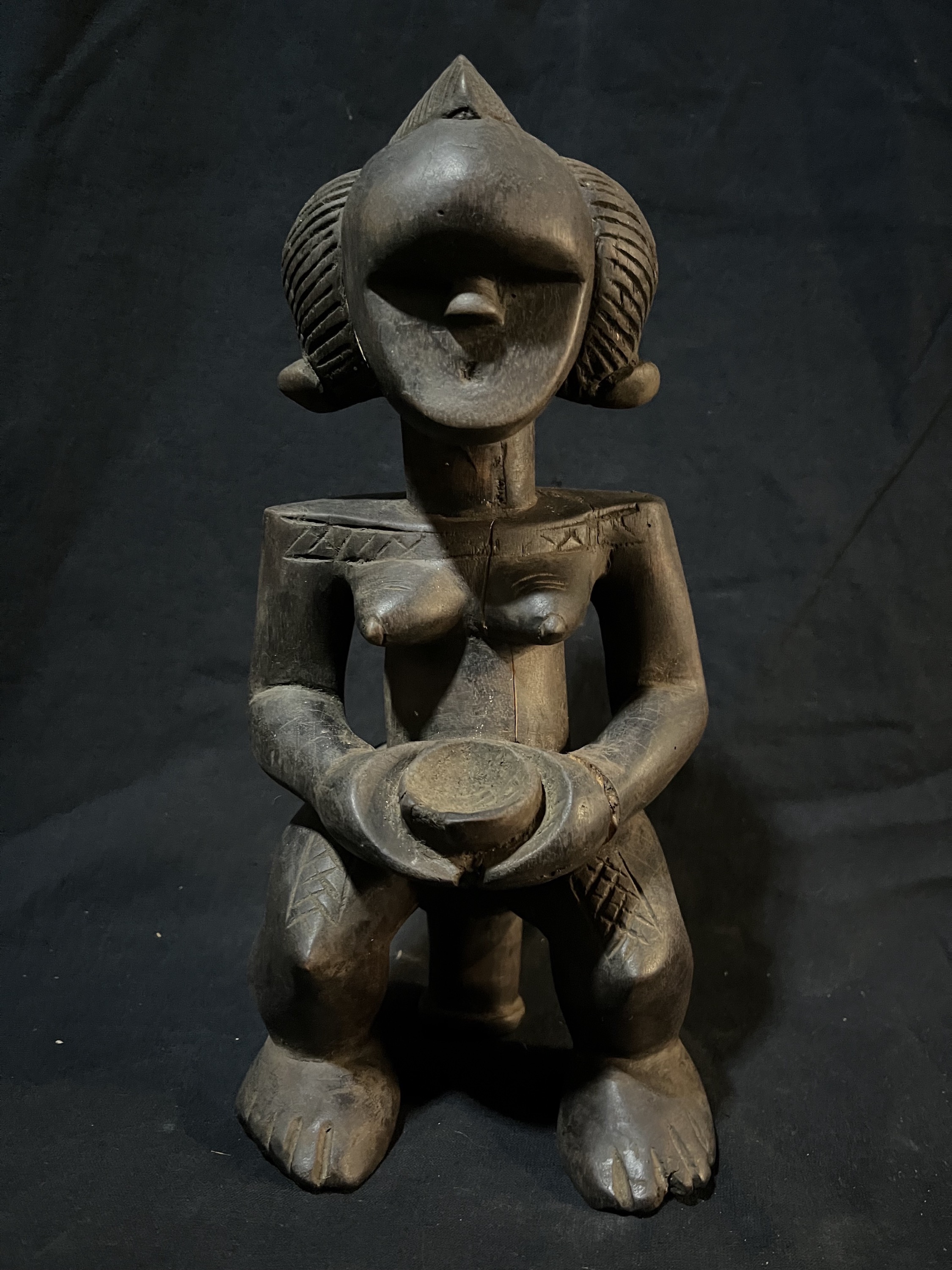 Statuette féminine – Fétiche Toma — Toma, Guinée — Art tribal Africain