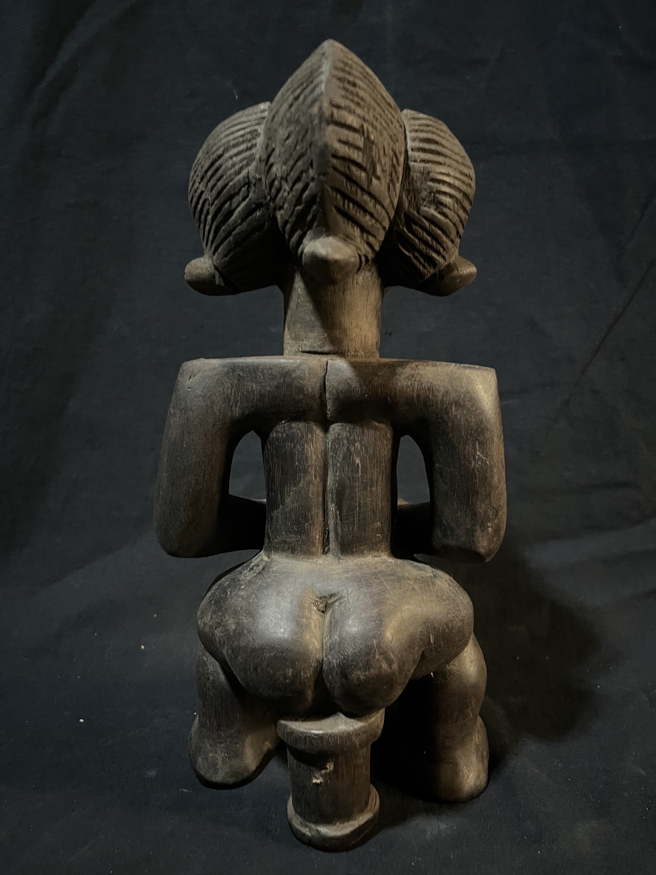 Photo 4 — Statuette féminine – Fétiche Toma — Toma, Guinée — Art tribal Africain