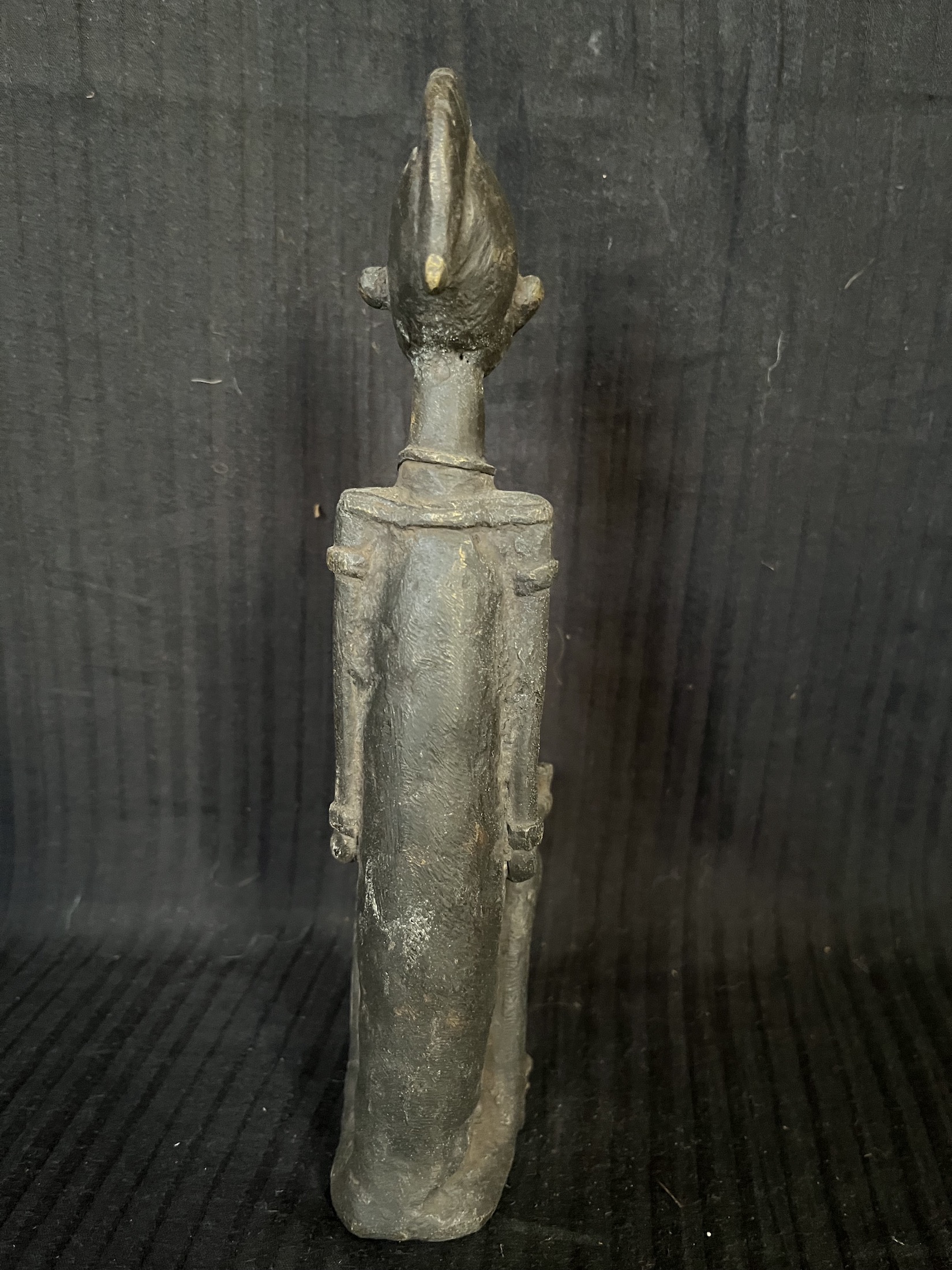 Photo 5 — Statuette féminine agenouillée portant un récipient — Bambara, Mali — Art tribal Africain