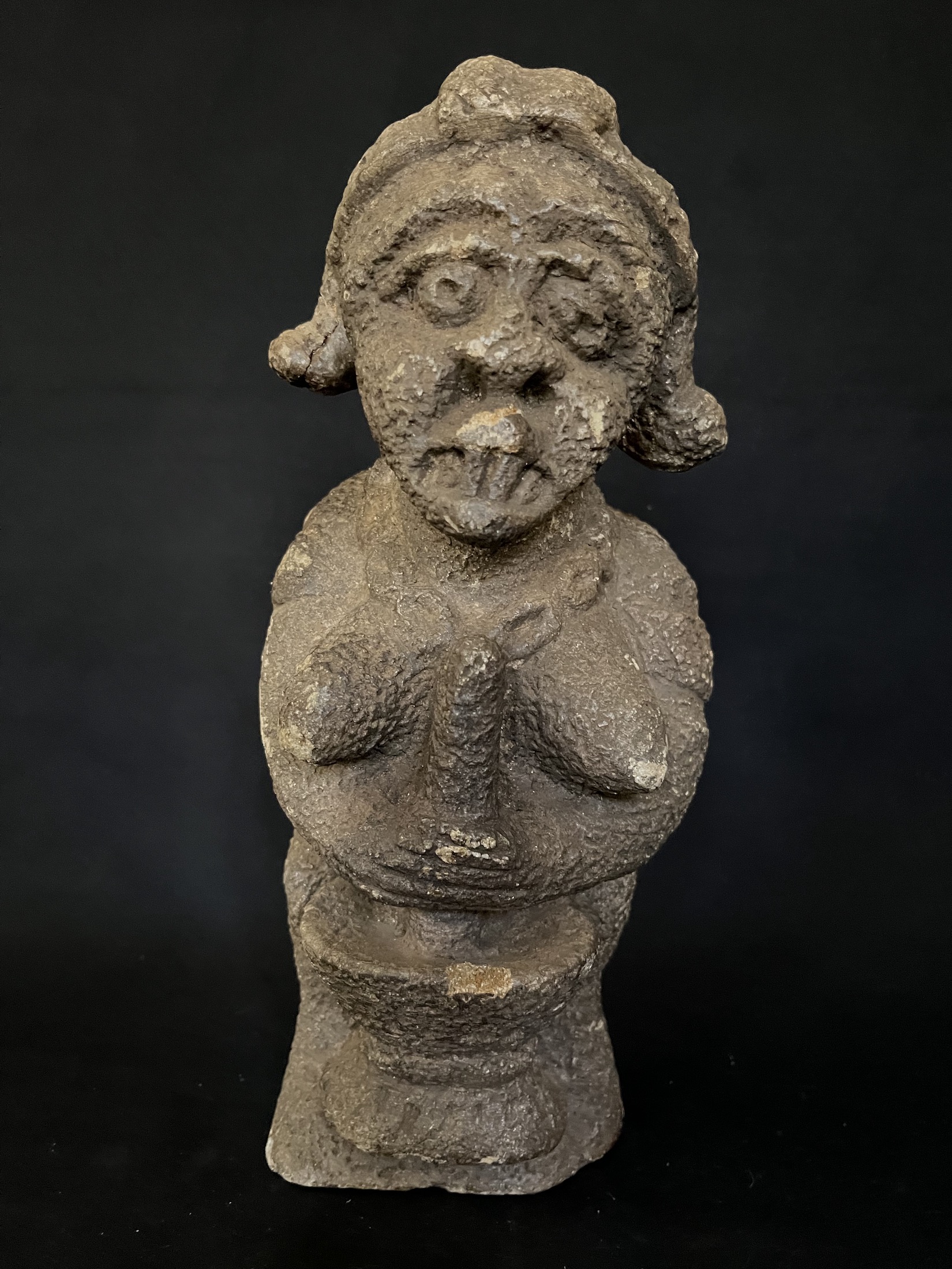 Photo 5 — Femme qui pille — Kissi, Guinée — Art tribal Africain