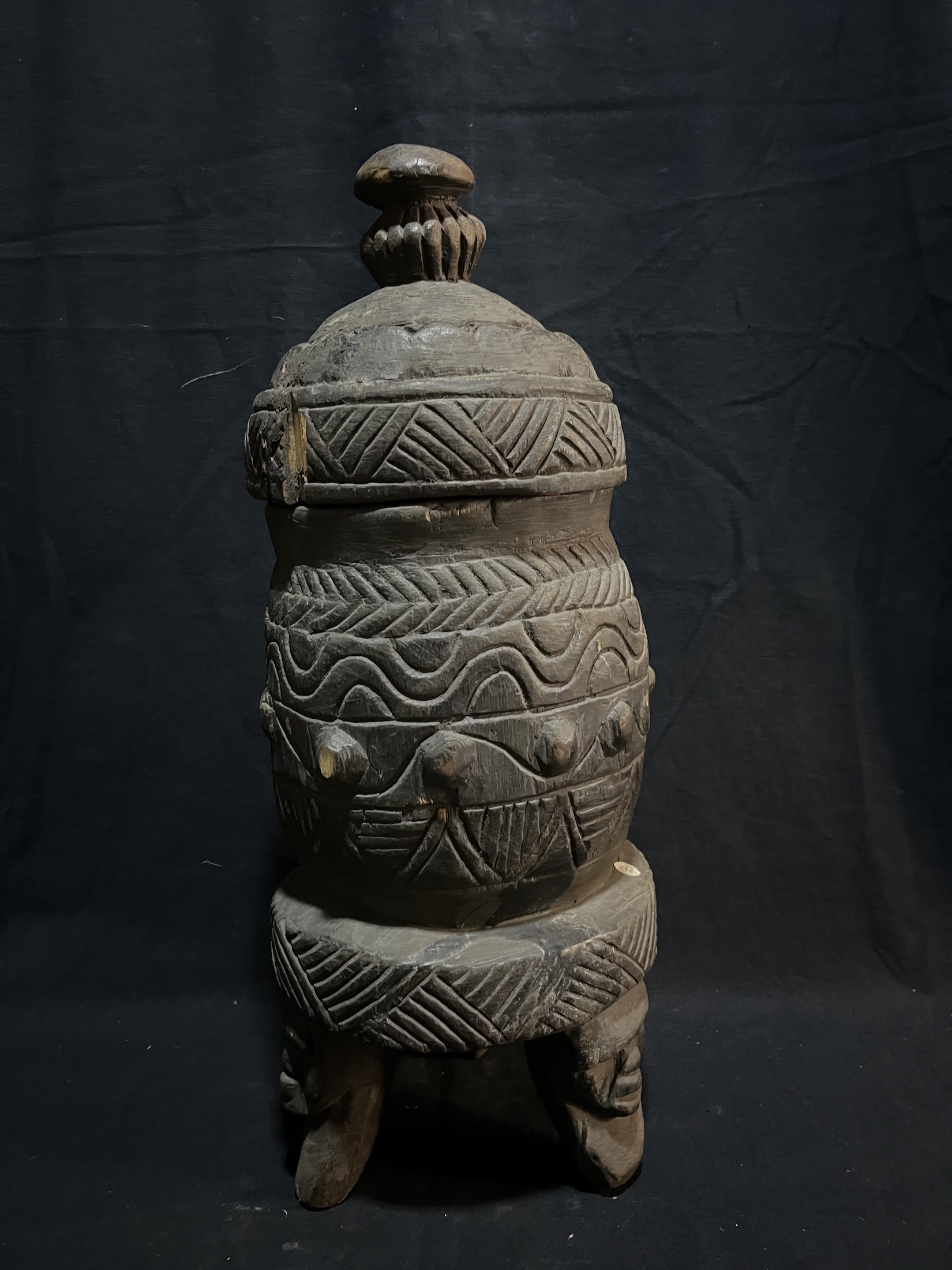 Photo 5 — Pot rituel Toma — Toma, Guinée — Art tribal Africain