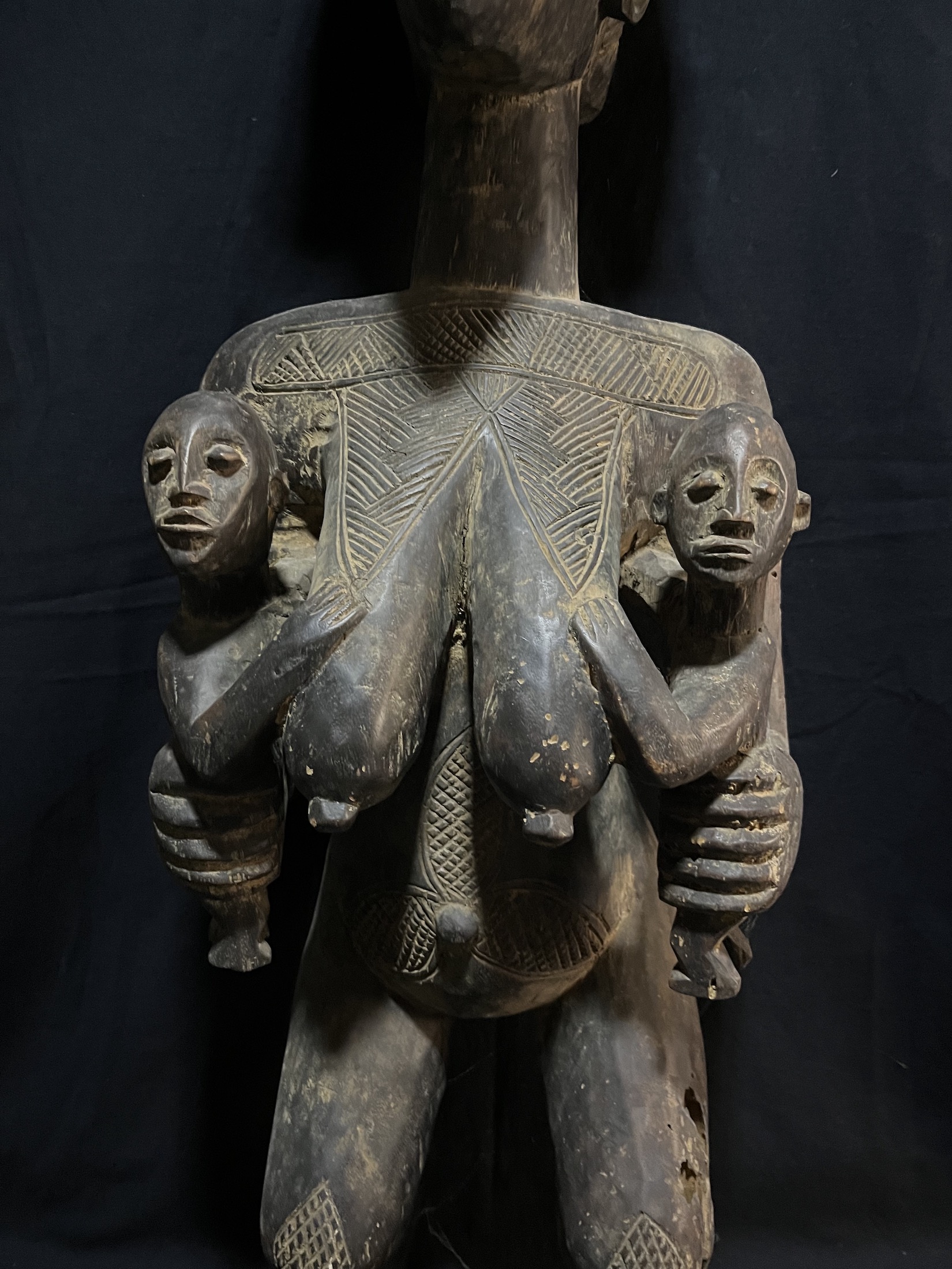Photo 4 — Statue de maternité — TOMA, Guinée — Art tribal Africain