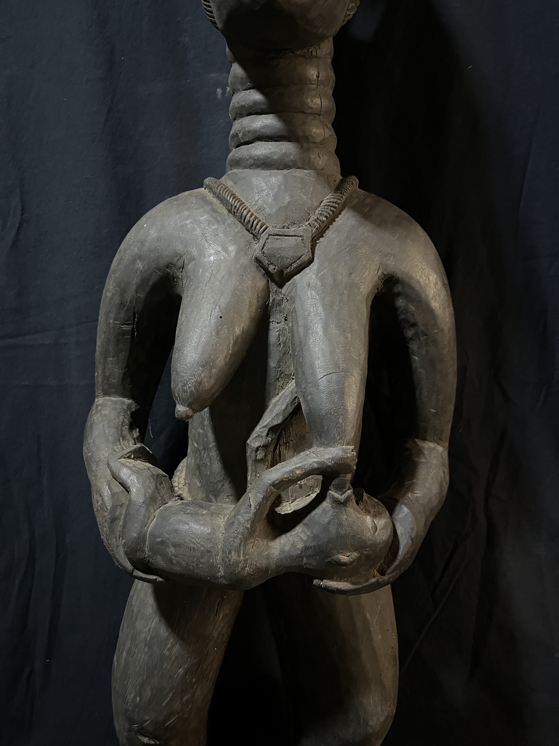 Photo 7 — Statue maternité Sowo wa — Mendé, Sierra Léone — Art tribal Africain