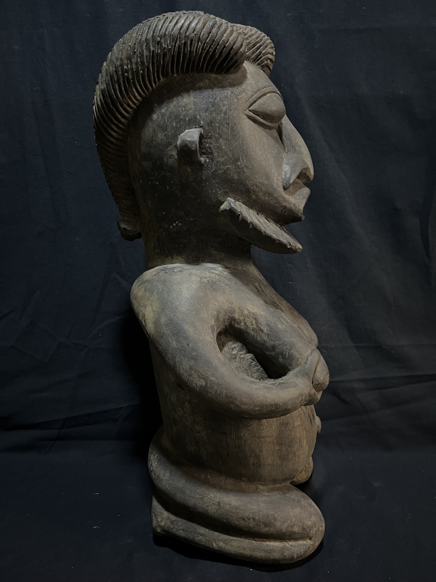 Photo 7 — Statue anthropomorphe barbu — Toma, Guinée/Libéria — Art tribal Africain