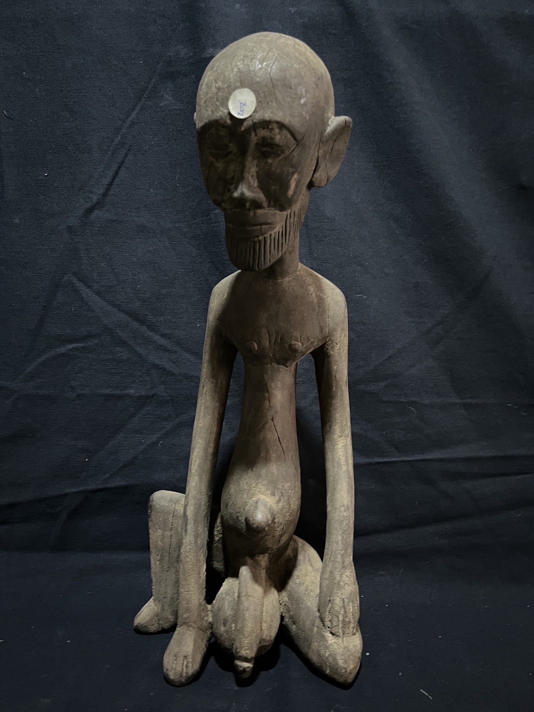 Photo 5 — Statue Dogon du Vieil Homme Inclinée — Dogon, Mali — Art tribal Africain