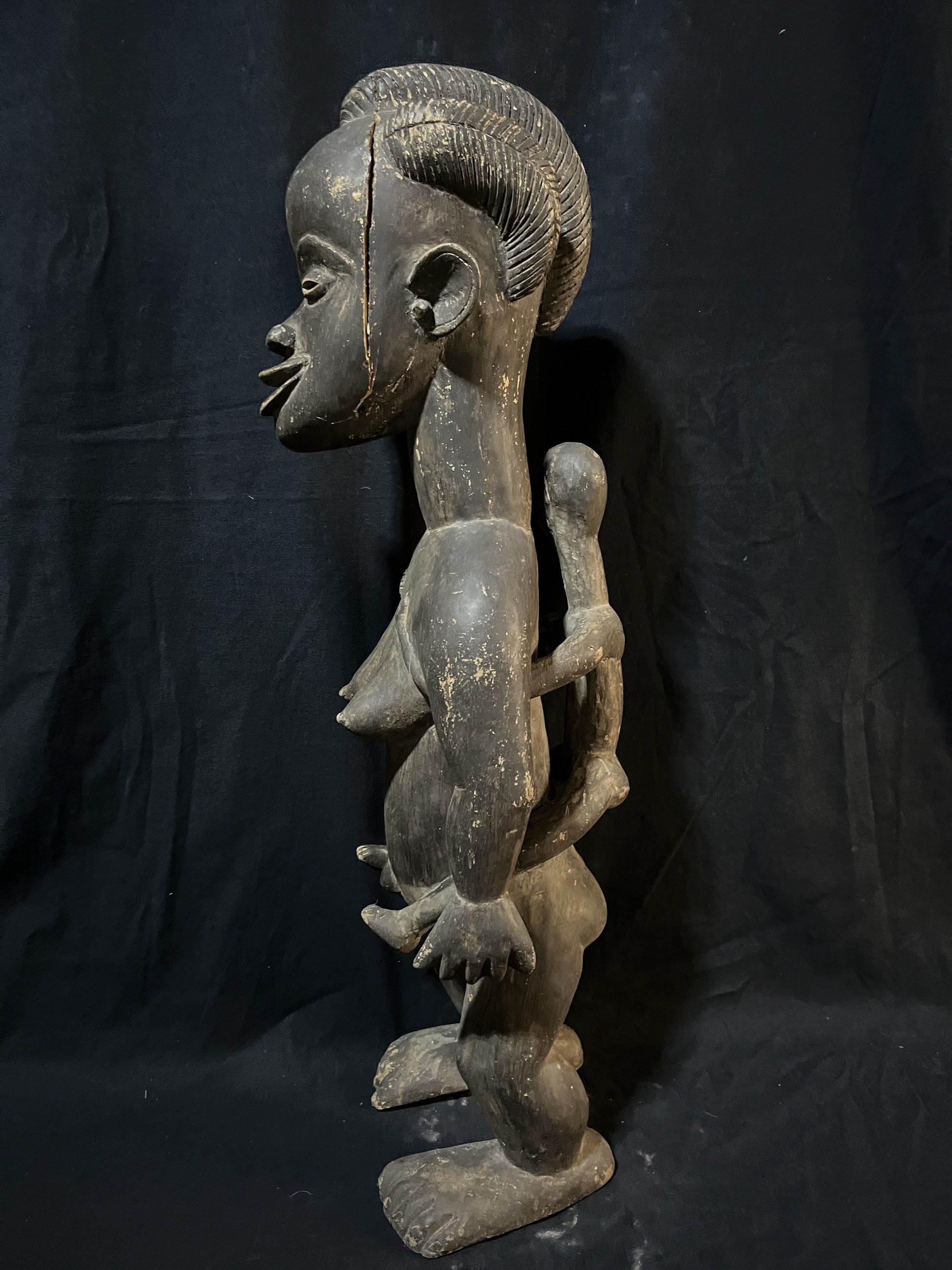 Photo 2 — Statue de maternité — Baoulé, Côte d’Ivoire — Art tribal Africain