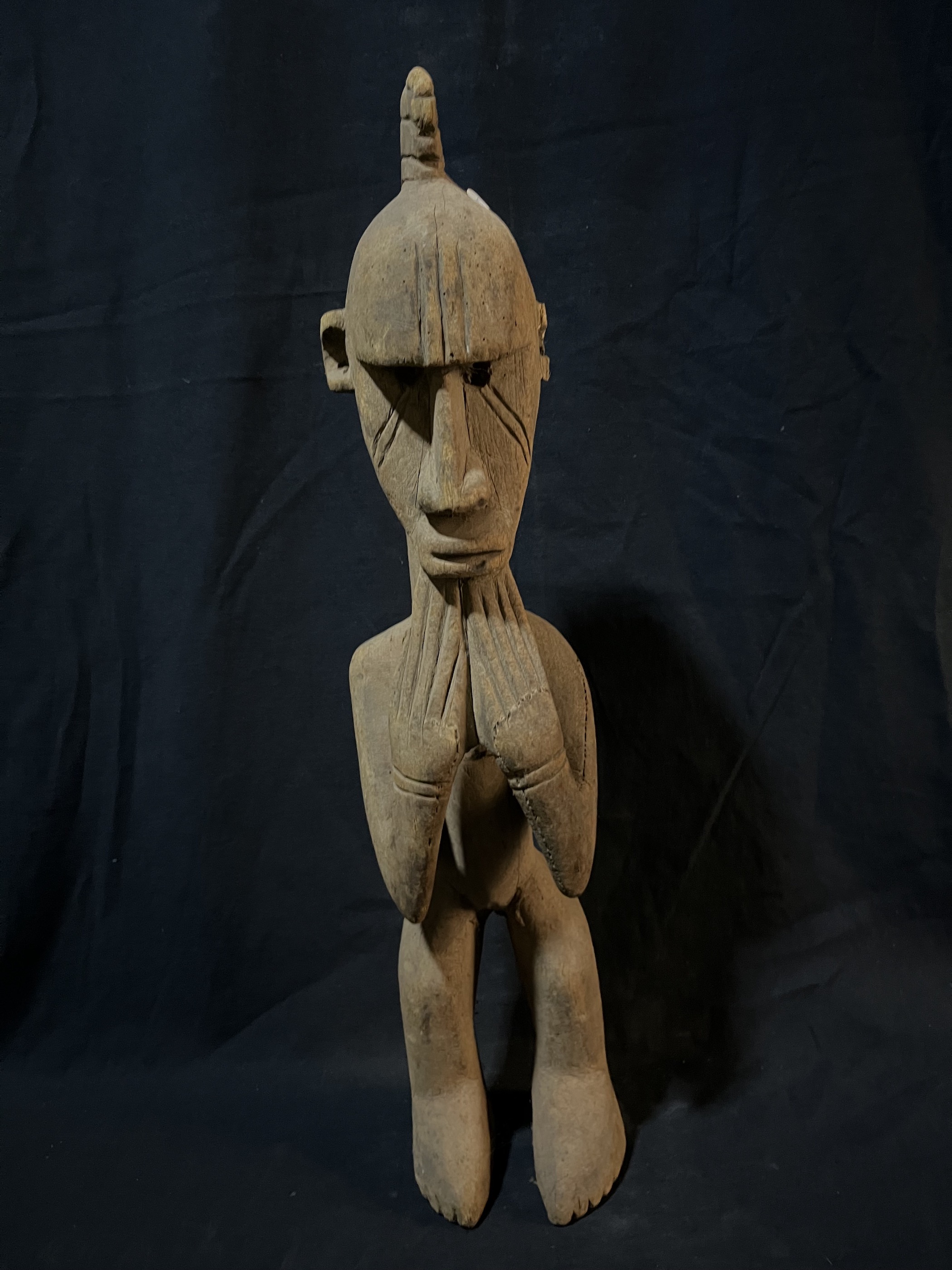 Statue Dogon « L’Ancêtre Méditatif » — Dogon, Mali — Art tribal Africain