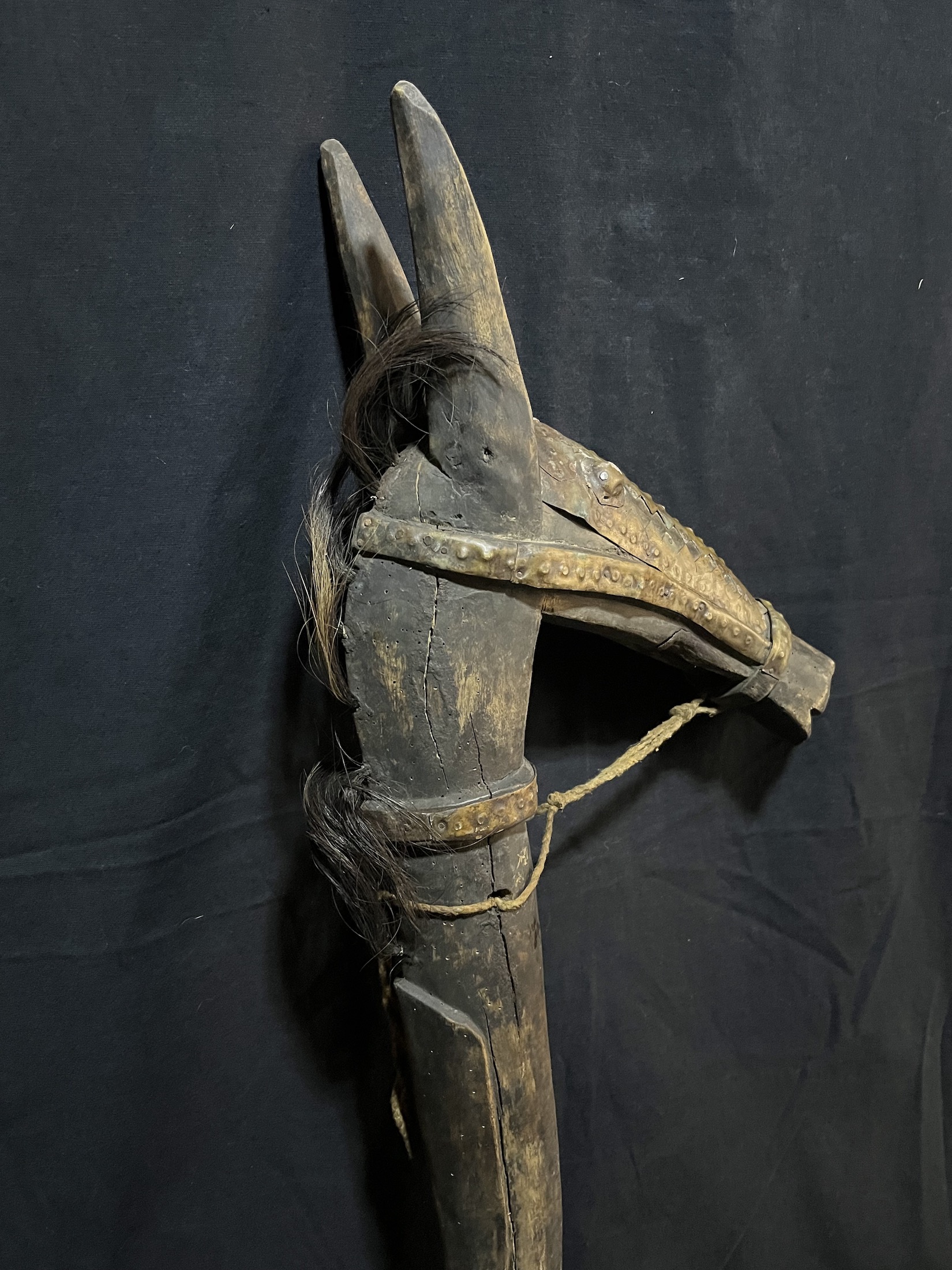 Photo 8 — Canne à tête de cheval « Koré Duga » — Bambara, Mali — Art tribal Africain