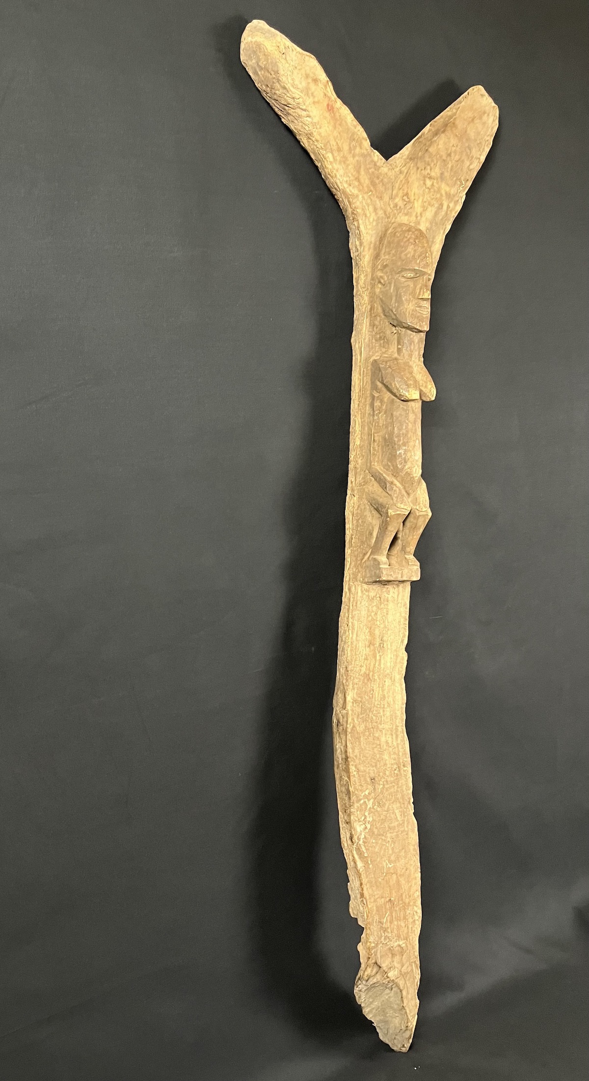 Photo 5 — Pilier de vestibule TOGUNA — Dogon, Mali — Art tribal Africain