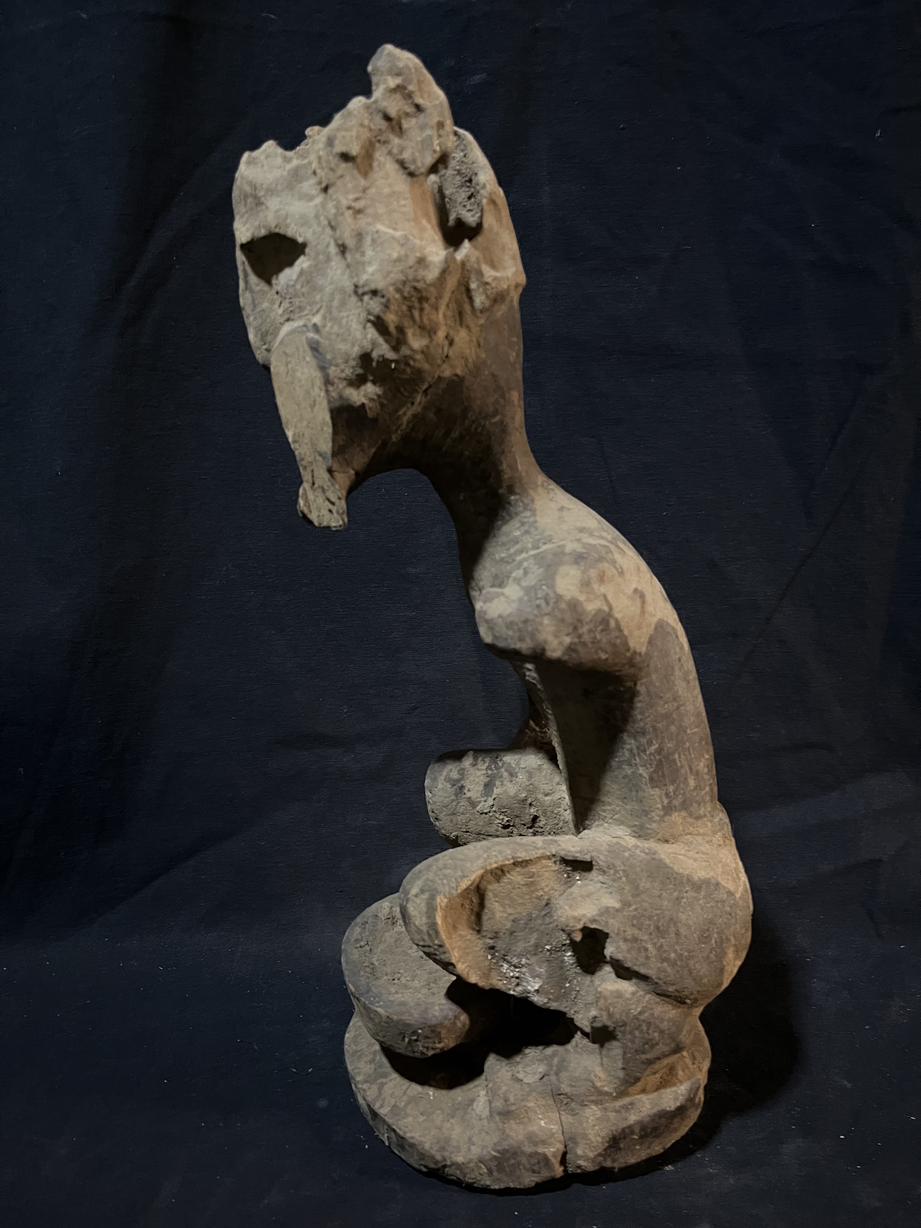 Photo 2 — Statue rituelle assise – Figure masculine à offrande  — Bambara, Mali — Art tribal Africain