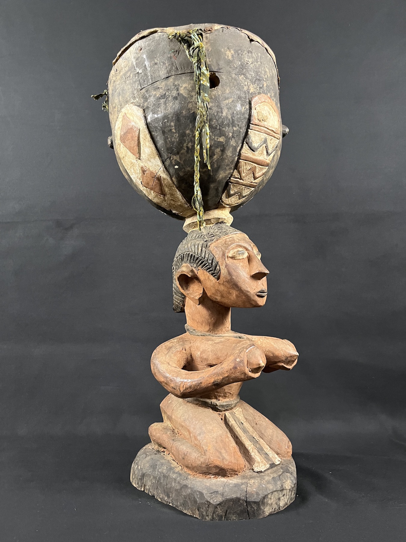 Tambour Baga à caryatide féminine — Baga, Guinée — Art tribal Africain