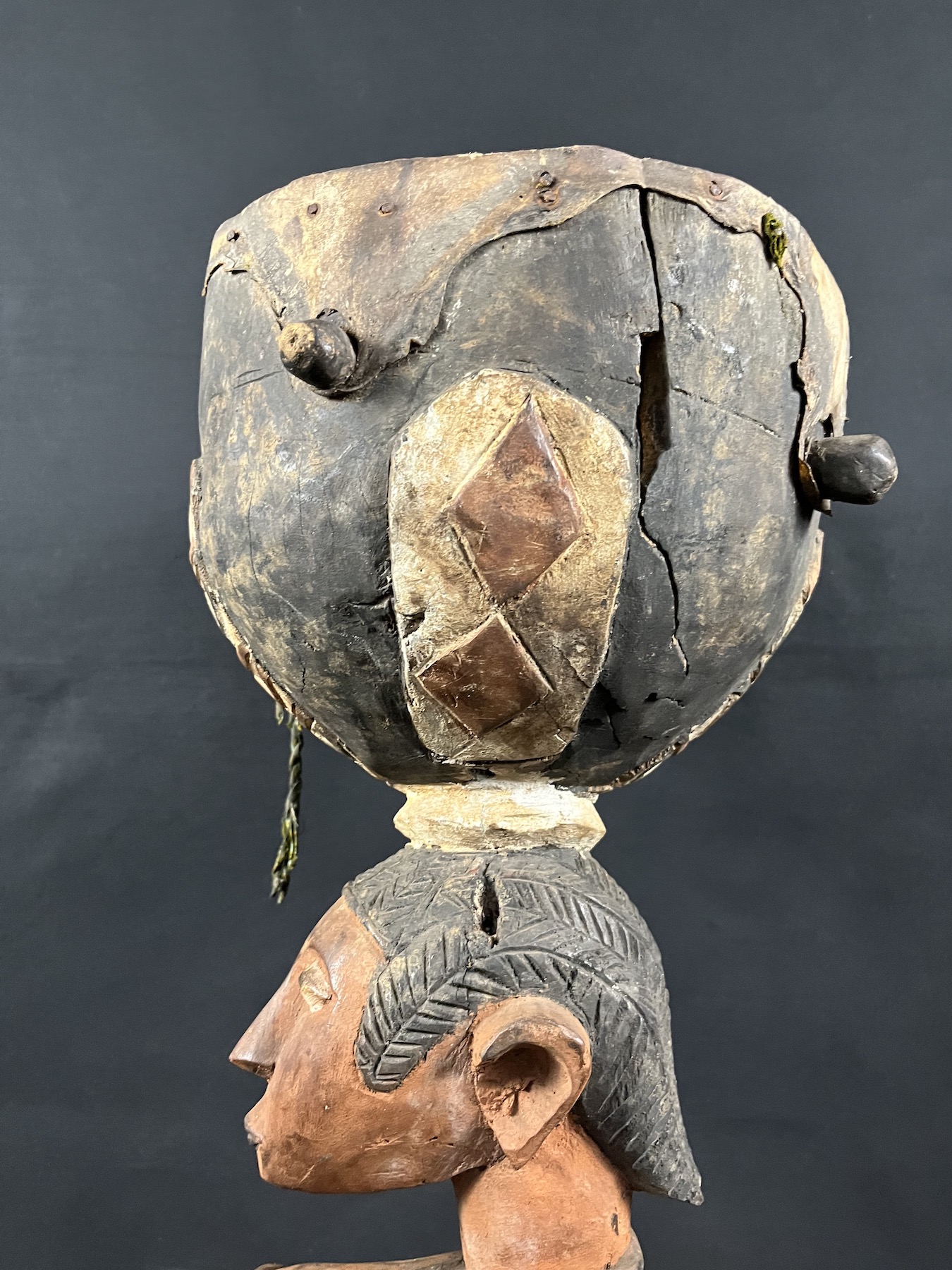 Photo 5 — Tambour Baga à caryatide féminine — Baga, Guinée — Art tribal Africain
