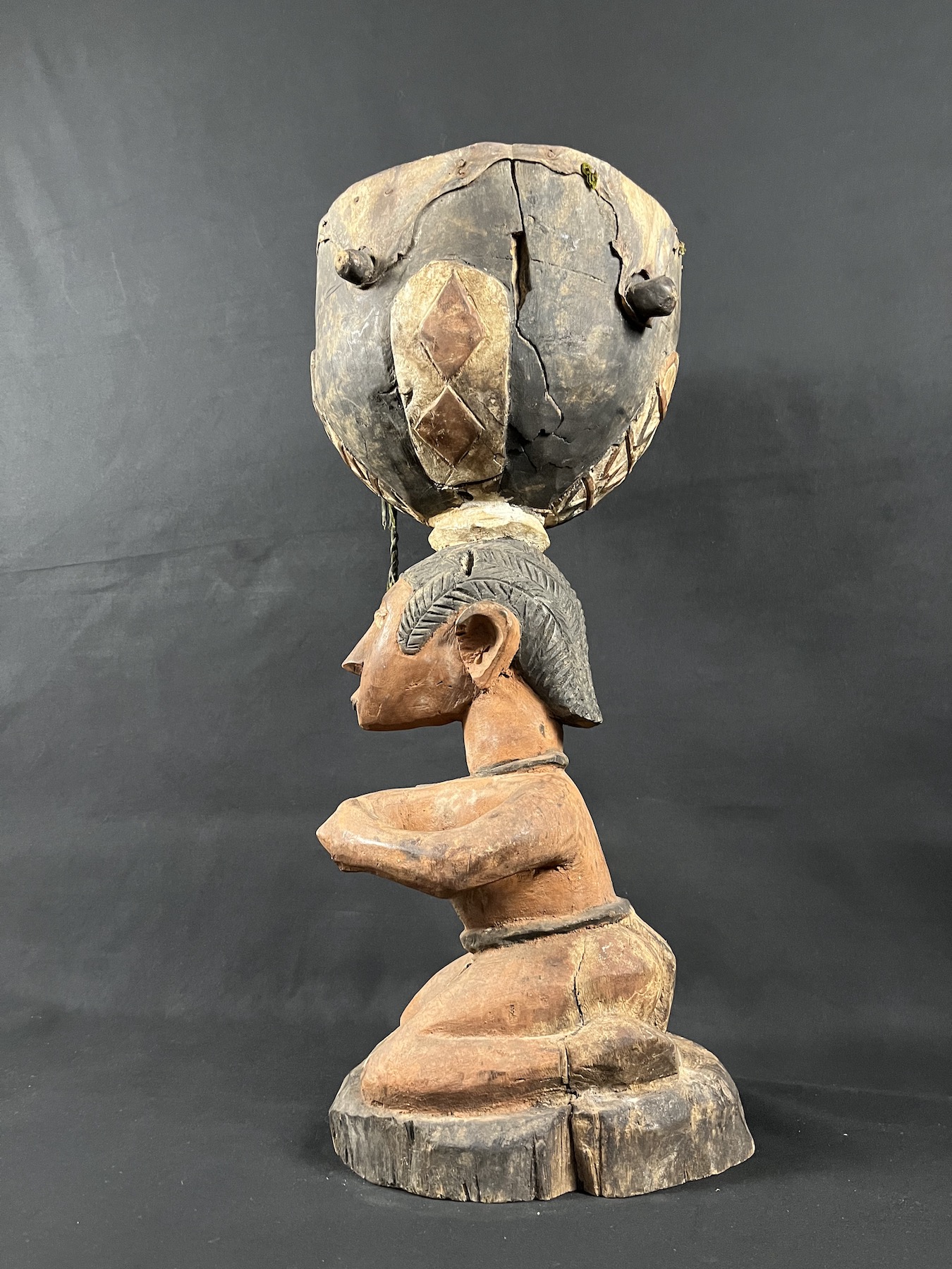Photo 6 — Tambour Baga à caryatide féminine — Baga, Guinée — Art tribal Africain