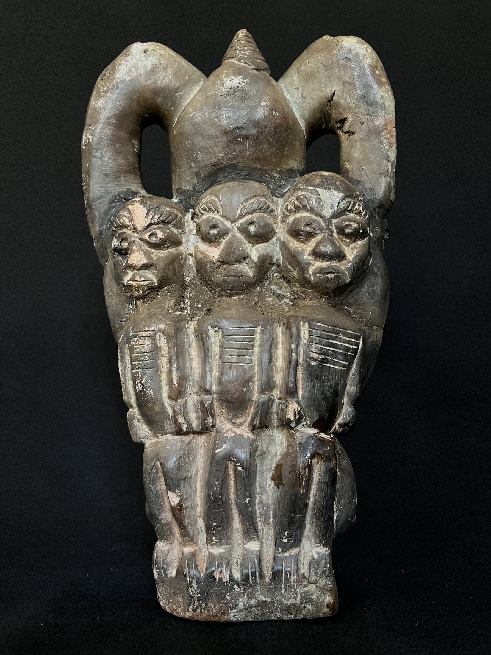 Statuette Kissi — Kissi, Guinée — Art tribal Africain