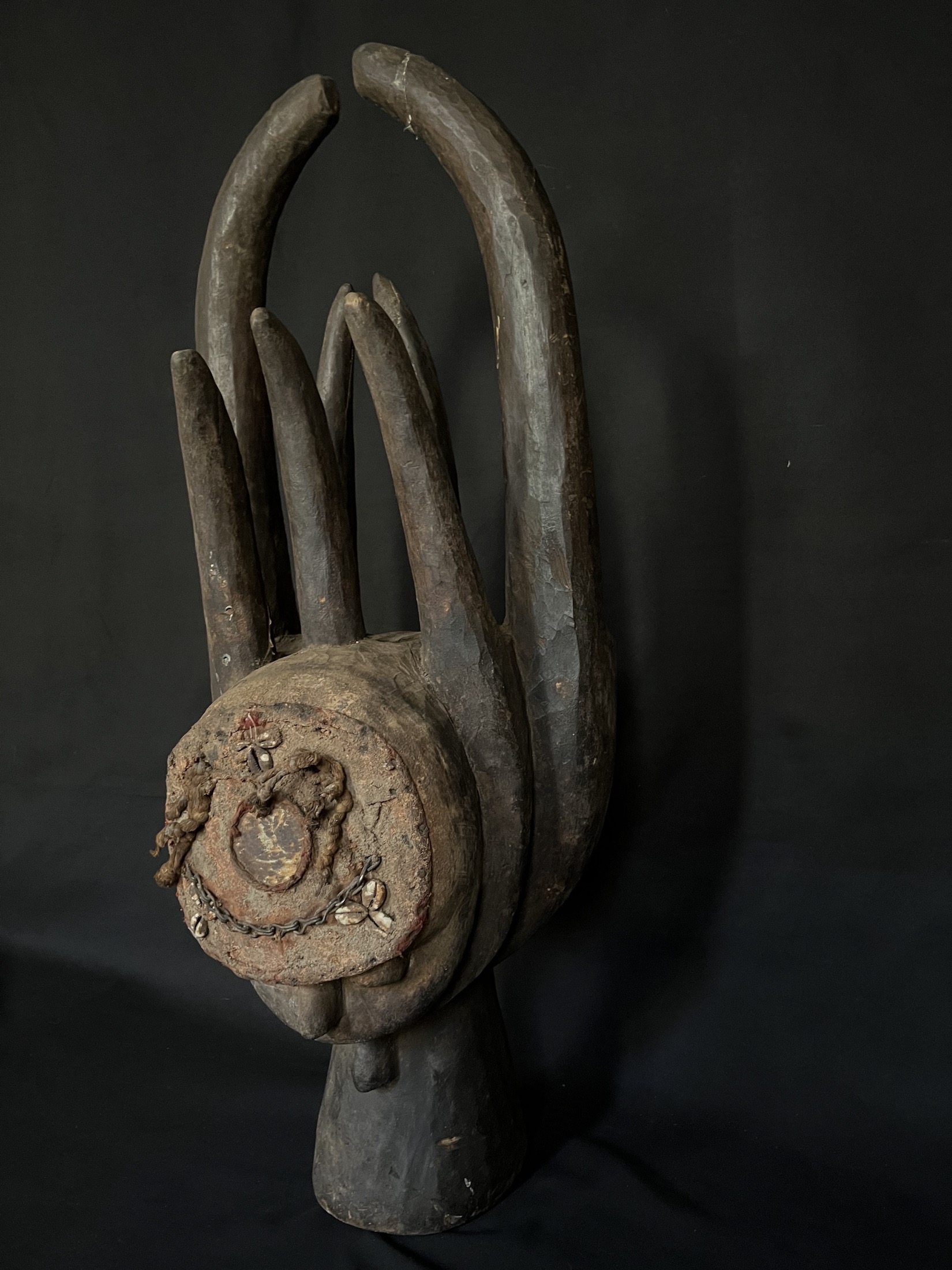 Photo 3 — Statue Fétiche Toma — Toma, Guinée — Art tribal Africain