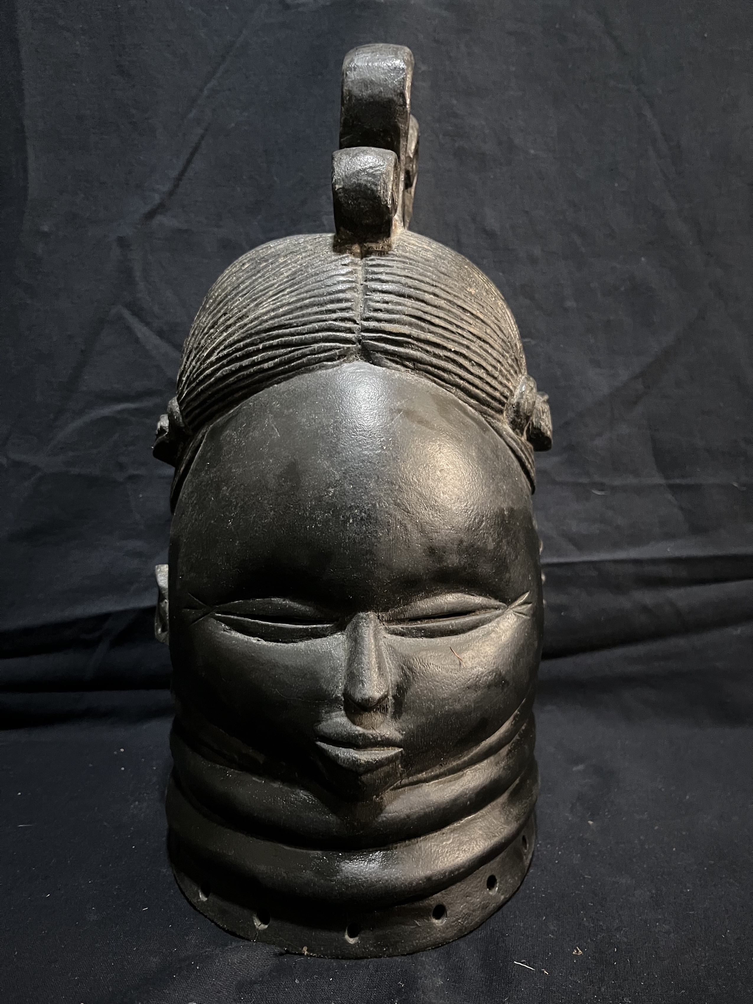 Photo 3 — Masque Sowo, société Sande — Mendé, Sierra Léone — Art tribal Africain