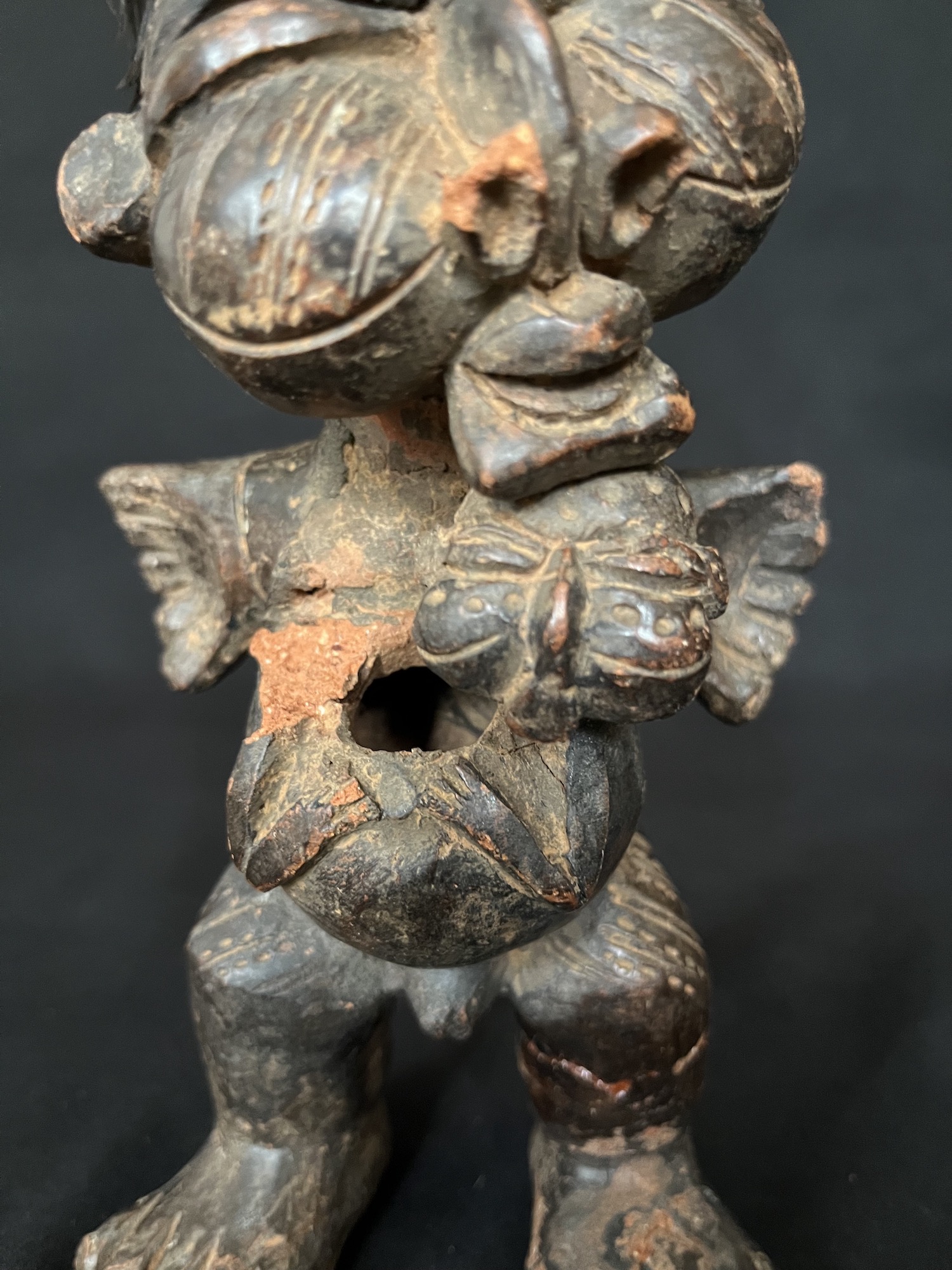 Photo 10 — Fétiche Tikar anthropomorphe — Tikar, Cameroun — Art tribal Africain
