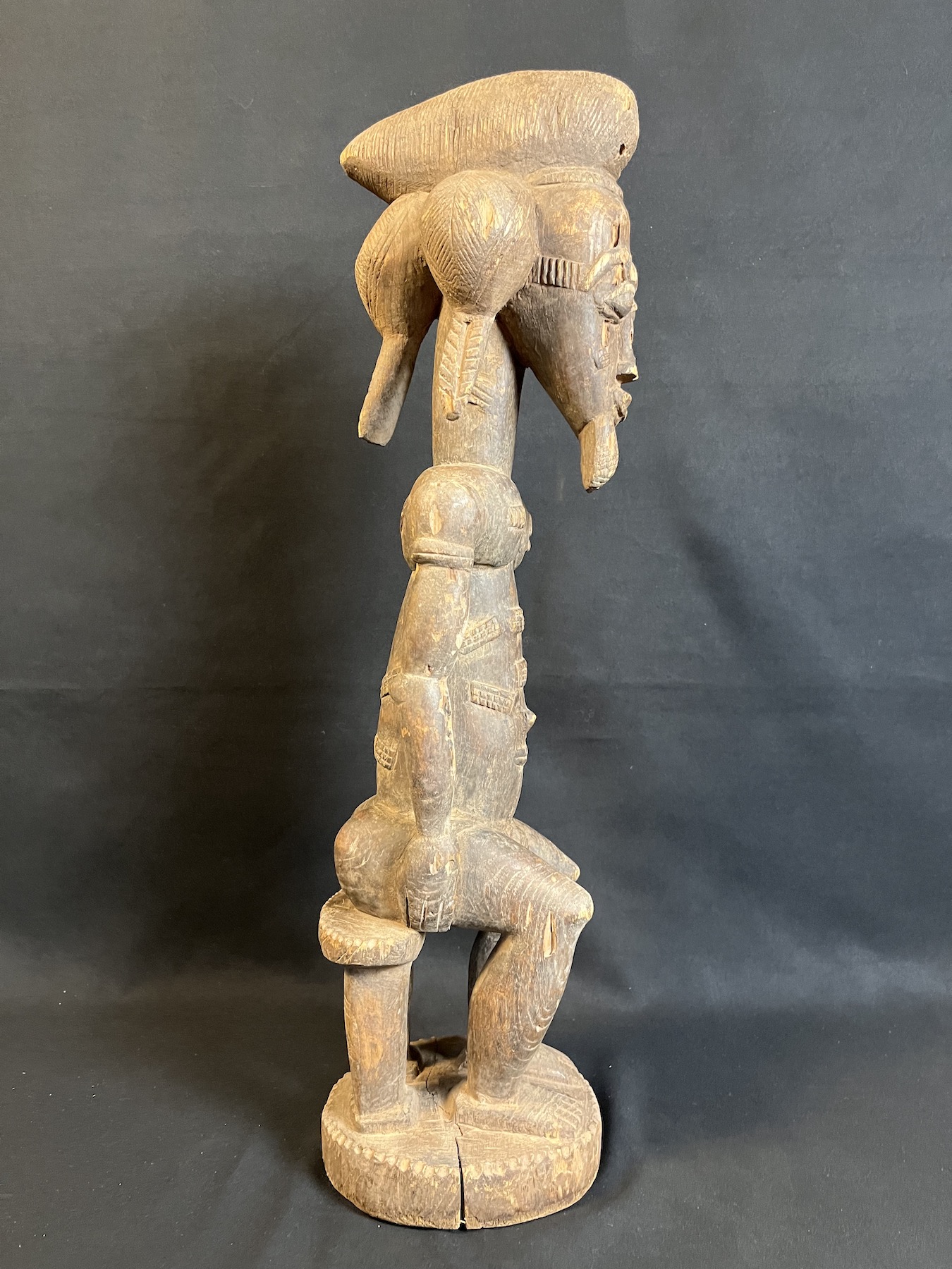 Photo 6 — Homme assis — Baoulé, Côte d’Ivoire — Art tribal Africain